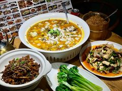 -小三峡食府(西五路店)