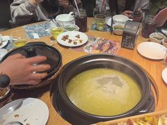 -一朵菌·野生菌探索家火锅(南亚店)