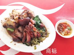 叉烧猪脚饭-程记烧腊快餐店(松园南街店)