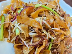 牛肉炒河粉-赖厨潮汕砂锅粥