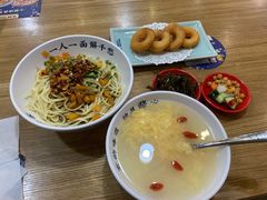 -文叔·湖北名小吃·小龙虾(黄贝岭地铁站店)