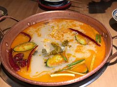 酸辣锅底-洱火云南酸菜牛肉火锅(石景山当代商城店)