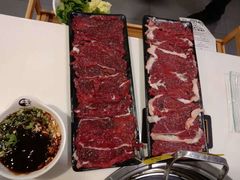 吊龙伴-三头牛·潮汕牛肉生蚝火锅 (夏湾店)