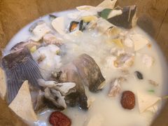 -滇香肴·云南菜蒸汽石锅鱼(云南北路店)