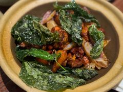 捞叶爆炒文昌鸡-南海渔家•海鲜•正宗海南菜(海棠湾店)