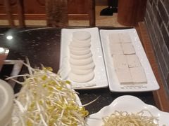 -百年川椒重庆老火锅(光谷店)