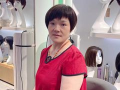 -LAQUEEN 时尚健康假发(万象城总店)