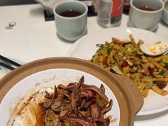 -江城小馆陕南妈妈菜·全球旅行餐厅(钟楼店)