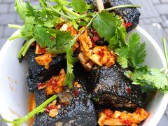 -黑色经典臭豆腐·湖南特产(坡子街店)