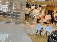 -万达广场(南昌红谷滩店)