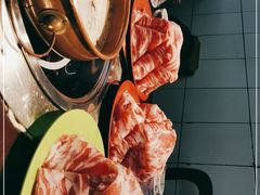 -洞庭洲·防空洞火锅·铜锅涮肉·烧烤(新百广场店)