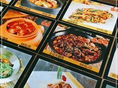 -宝燕海货工场(长江国际店)