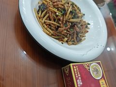 -椒香川流不息川菜馆(二七北路店)