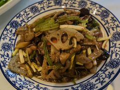 -杨氏青龙虾·羊蝎子(金盛路总店)