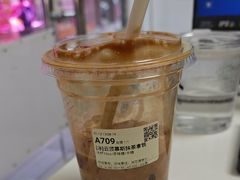 -库迪咖啡(越秀公园地铁站店)