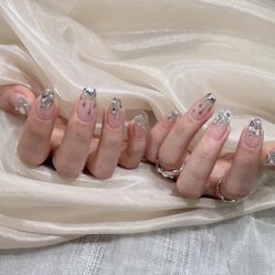 -花系美·美甲美睫精品店