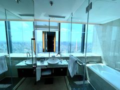 -上海龙之梦万丽酒店