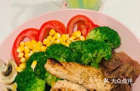 Chicken Breast and Beef Minced Fitness Meal
