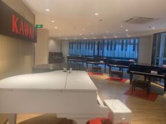 -柏斯音乐艺术中心·钢琴·吉他(上音店)