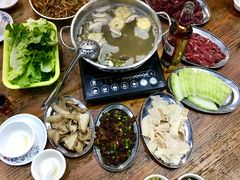 -牛一煲美食(江高店)