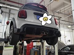 -上海宝诚中环BMW·MINI4S店