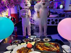 -巴特餐饮6加1音乐餐吧·新疆菜