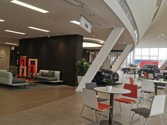 -深圳锦龙奥迪4S店(前海店)