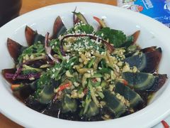 -正宗普宁豆干坊·洪记砂锅粥(红领巾路店)