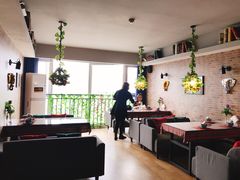 卡座-忘忧草融合私房菜(红鼎国际店)