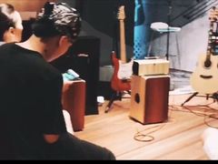 -牛班音乐学校(晶融汇购物中心店)