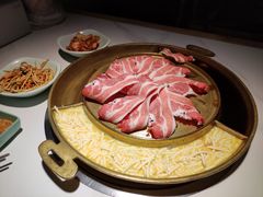 -猪啊牛呀羊啊铜盘烤肉(正大广场店)