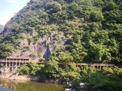 -汉中石门栈道景区