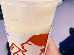 金凤茶王-喜茶(上海兴业太古汇店)