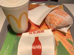 -麦当劳(百联西郊购物中心店)