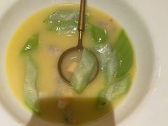 -桂满陇·蟹黄小笼汤包(中山公园店)