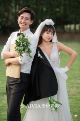 -雪中彩影婚纱摄影·微光艺术中心