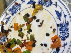 -天天向上素食餐厅(五台山店)