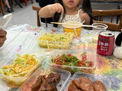 -蓝精灵饺子店