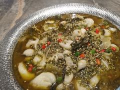 -有红鸡毛店·川菜(建设路店)