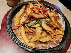 -耶里夏丽·新疆菜·28年喀什老馆(田林东路店)