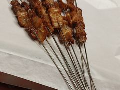 -三个大叔烤羊肉串·歌手驻唱·碳烤鲜肉(西三旗店)