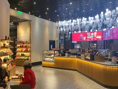 -星巴克臻选(湖滨道店)