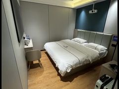 -全悦酒店(广州天河林和西地铁站店)