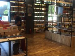 -新华书店(解放中路店)