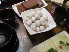 -老房老舍重庆火锅(假日城市店)