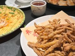 咸蛋黄焗茶树菇-有记家厨(后龙西街店)