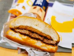 双层黑椒牛肉堡-麦当劳(长乐西洋南路得来速店)