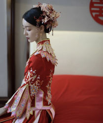 -莫小姐婚纱