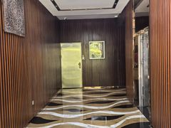 -金摩尔健身游泳(万象城鼎丰大厦店)