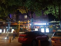 -二厨·吊桥小院·脆皮烧鸡公·本地农家菜(沿江西路店)